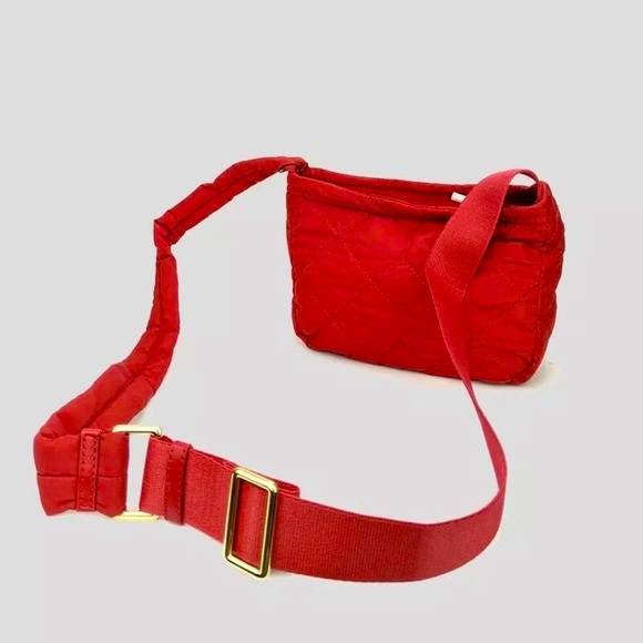 🎉HP🎉New!! Marc Jacobs Nylon Quilted Adjustable Crossbody Bag in Cherry Red🍒 - Picture 8 of 13